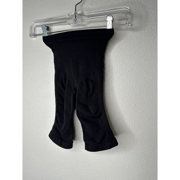 Skims Black High Waist Biker Shorts S/M | Seamless Shaping Stretch - Picture 3 of 10